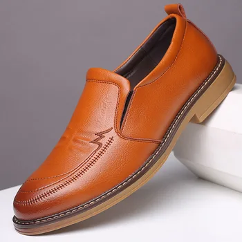 Pravega Usnja za Moške Priložnostne Čevlji Luksuzne blagovne Znamke Mens Loafers Stanovanj Dihanje Zdrsne na Črno Vožnjo Čevlji